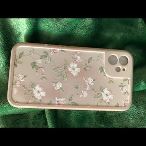iPhone 11-compatible floral design phone case NEW